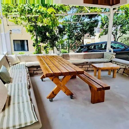 Mina Apartment Durrës