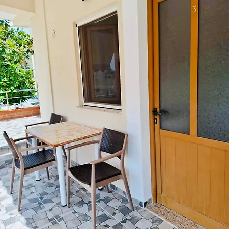 Mina Apartment Durrës